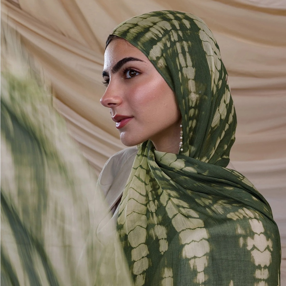 Olive Ripple Vela Scarf size Standard
